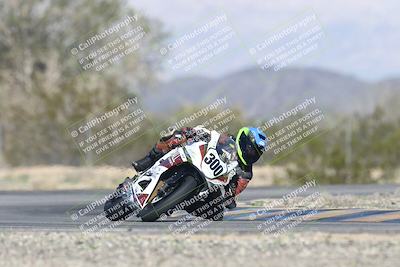 media/Jan-16-2026-CVMA Friday Practice (Fri) [[6f2bf47531]]/3-Racer 2/Session 5 (Turn 6)/